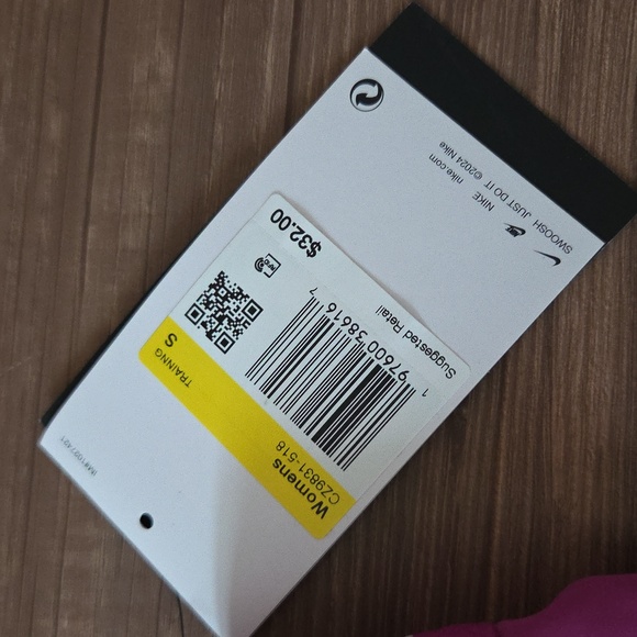 Nike Women's Pro Shorts - Picture 3 of 3